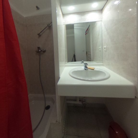 Location Appartement 1 pièce 19m² AIX EN PROVENCE 13100 - Photo 1