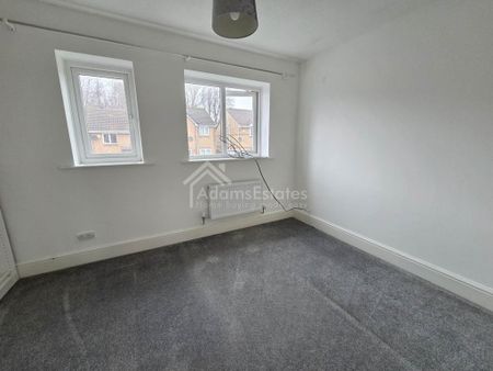 2 bedroom semi-detached house to rent - Photo 4