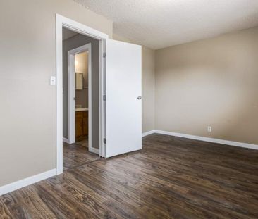 Classic Suite - 2 Bedroom - Photo 2