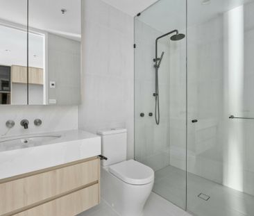 Living At The Griffin - Photo 6