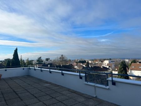 NANTERRE - RUE DE GARCHES : Duplex 5 pièces 124,25 m² - Photo 5
