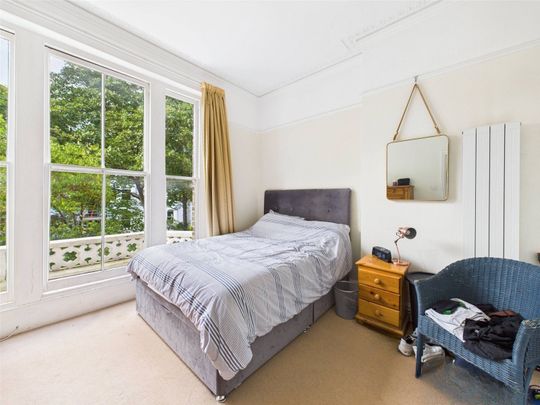 Cambridge Park, East Twickenham, Middlesex, TW1 - Photo 1