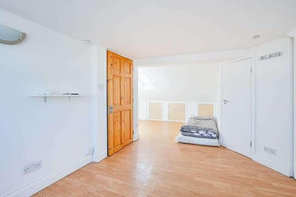 Mayfield Avenue, Ealing, W13 - Photo 1