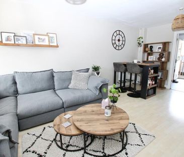 2 bedroom terraced house to rent - Photo 3