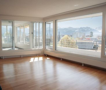 Charmante 4.5-Zimmer-Attikawohnung mit Bergpanorama in Thun - Photo 4