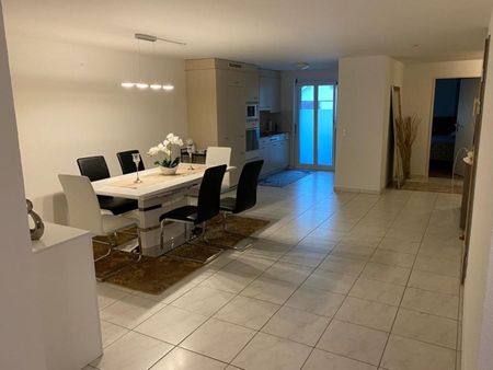 CHARMING WOHNUNG MIT SONNIGEM BALKON - Foto 4