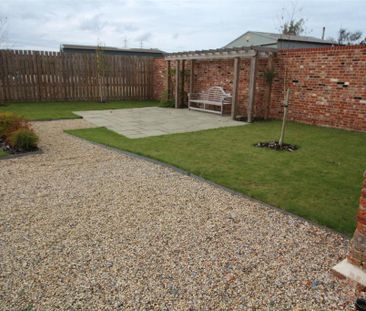 2 bedroom barn conversion to rent - Photo 6