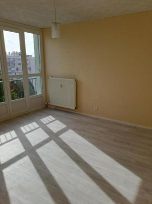 F2 RENOVE PARKING FACILE RUE LAENNEC - Photo 1