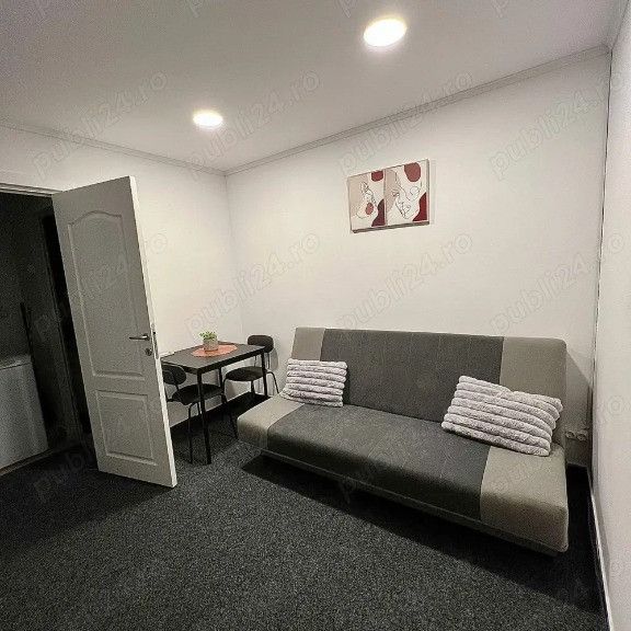 Aparatorii patriei moldovita confort 2 etaj 4 - Fotografie 1