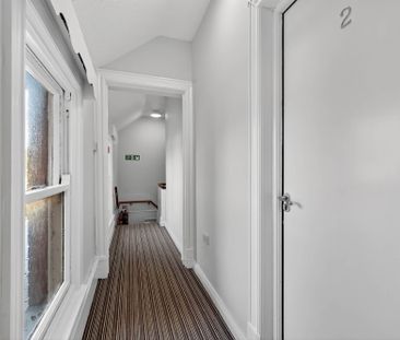 Apt 2 56 Myrtlefield Park, BELFAST, BT9 6NF - Photo 3