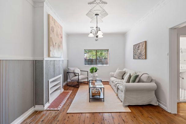 49 Dalton Street, Orange NSW 2800 - House For Rent | Domain - Photo 1