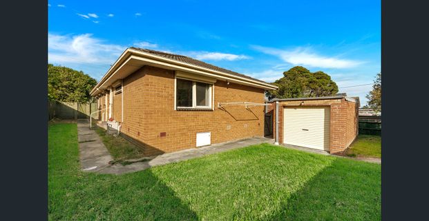 LOVELY 3 BEDROOM FAMILY HOME..... - Photo 1