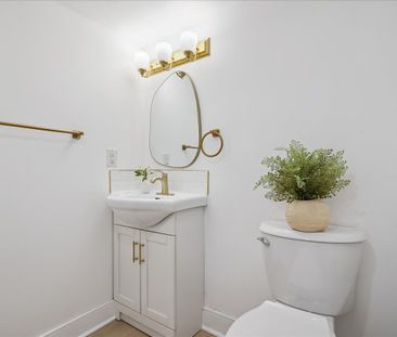 For Lease - 13 Southam Lane, Hamilton, Ontario - Photo 3