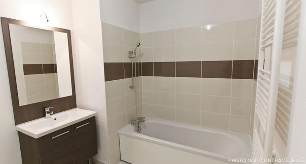 location Appartement T3 DE 64.3m² À BORDEAUX - Photo 1