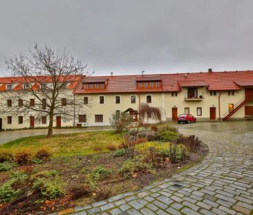 Pronájem půdního bytu 2+kk, 58 m - Photo 4