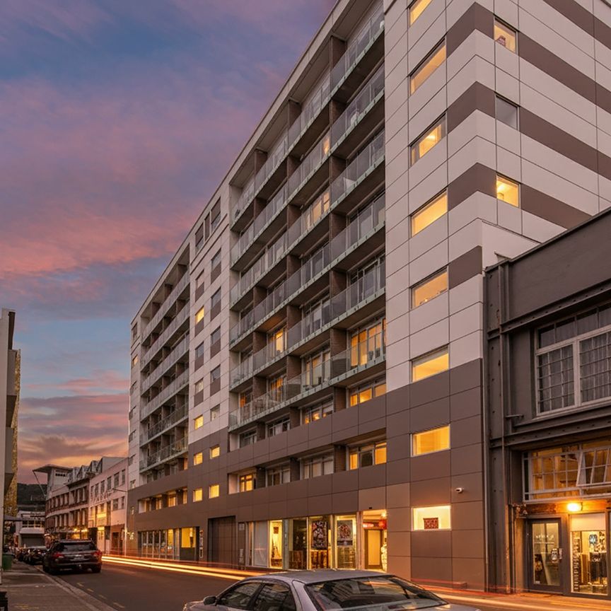 Te Aro living! - Photo 1