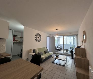 Location Appartement 2 pièces 31m² SETE 34200 - Photo 2