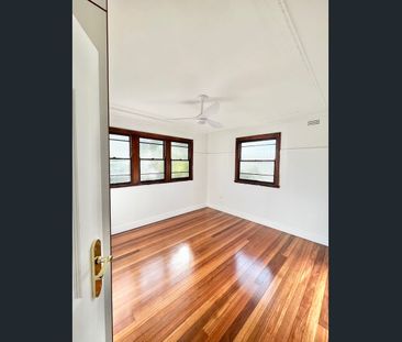 Great Location - Photo 2