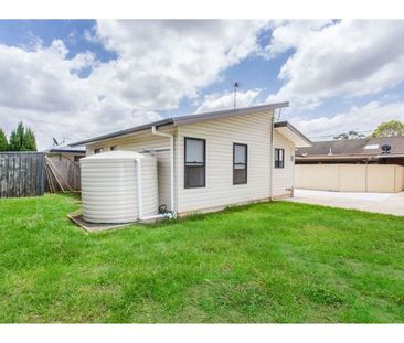 For Rent - 18A Elizabeth Crescent, Kingswood - Photo 1