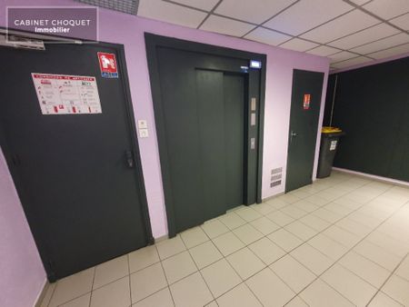 Location Appartement 3 pièces 66m² VILLENEUVE D ASCQ 59650 - Photo 5