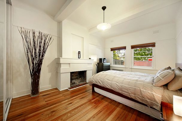 Unit 1/29 Lang Street, South Yarra. - Photo 1