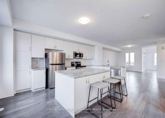 3051 John Mckay Boulevard #3051 - Photo 1