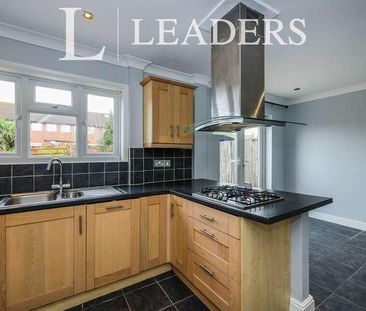 Highclere Avenue, Havant, PO9 - Photo 1