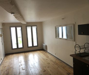 Location Appartement 1 pièce 29m² LA ROCHE CHALAIS 24490 - Photo 1