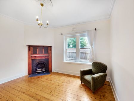 145 Eglinton Street, Kew - Photo 2