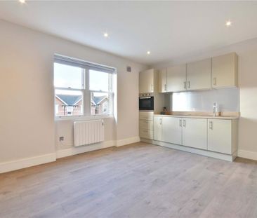 Studio to rent - Photo 5