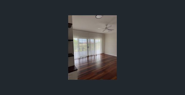 Family 5 bedroom home with 3 bathroom - Photo 1