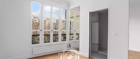 Appartement • Elysées-Madeleine - Photo 3