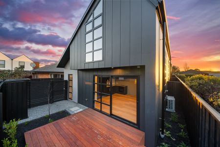 Modern Comfort Meets Easy Living in Riccarton - Photo 5
