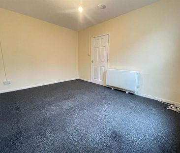 Studio to rent - Photo 6