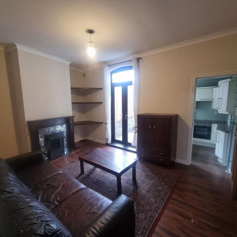 2 bedroom terraced house to rent - Photo 1