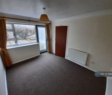 3 bedroom terraced house to rent - Photo 5