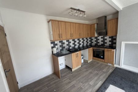 Brook Street - Photo 3