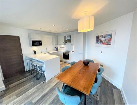 2 Bedroom Apartment To Let - Photo 5