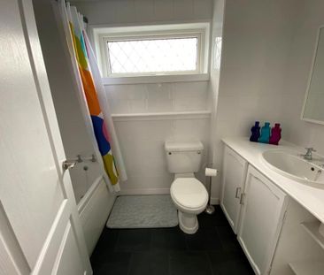 3 bedroom terraced house to rent - Photo 6