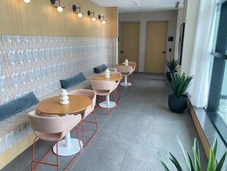 For Lease - 720 Whitlock Avenue Unit# 714, Milton, Ontario - Photo 2