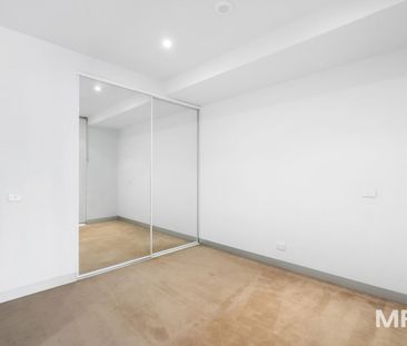 803/565 Flinders Street, Melbourne - Photo 5