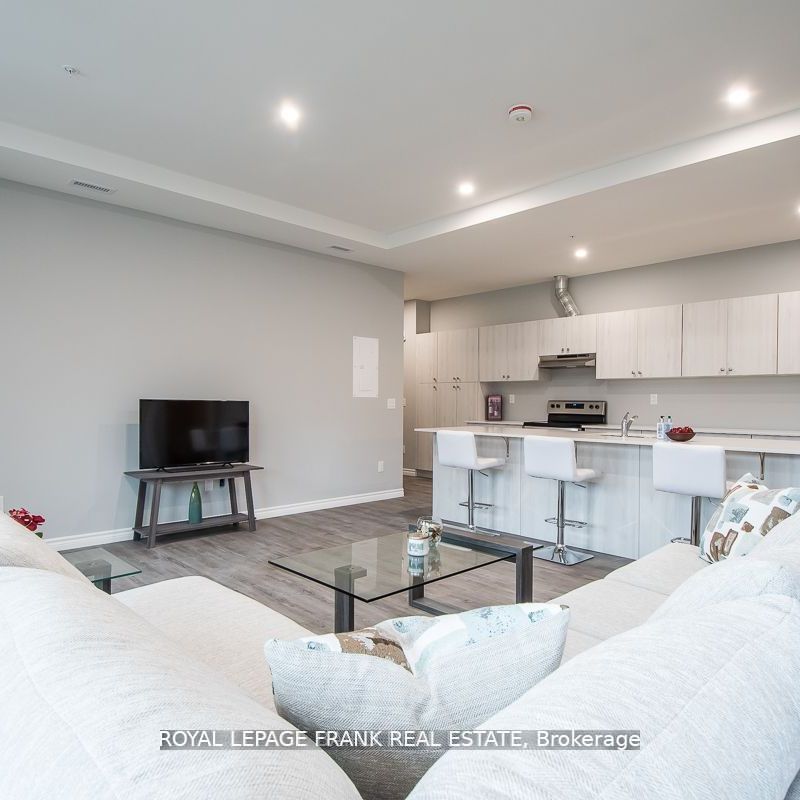 For Lease - 513 Dundas Street Unit# E2, Whitby, Ontario - Photo 1