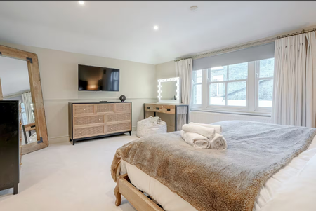 4 bedroom terraced house to rent - Photo 4