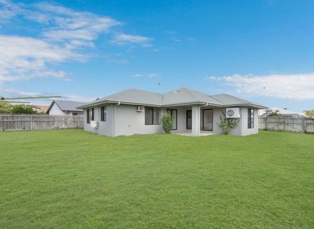 SPACIOUS FAMILY HOME IN A QUIET KIRWAN CUL-DE-SAC! - Photo 3