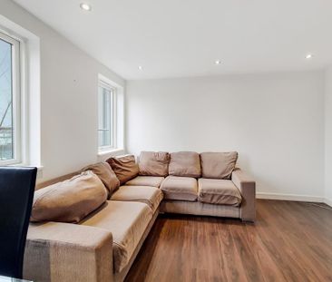 2 bedroom apartment to rent - Photo 2