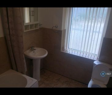 2 bedroom terraced house to rent - Photo 6