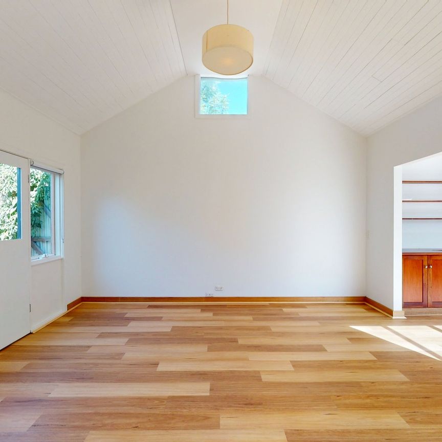 Where Old Meets the New – A Garden Sanctuary in the Heart of Carlton - Photo 1