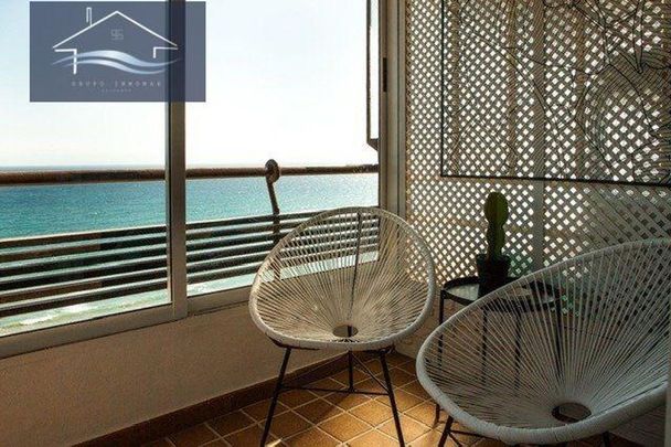 4 room luxury Flat for rent in Alicante, Spain - Photo 1