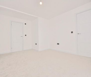 2 bedroom detached house to rent - Photo 2