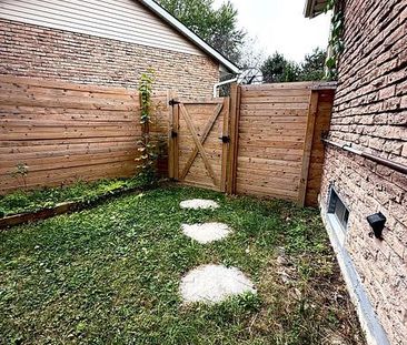 For Lease - 16 Eastman Crescent, Newmarket, Ontario - Photo 4